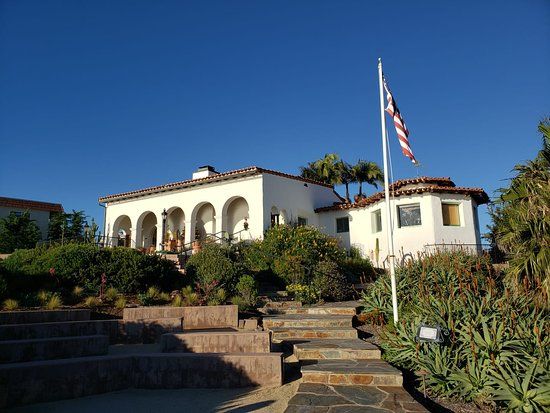 Casa Romantica Cultural Center and Gardens